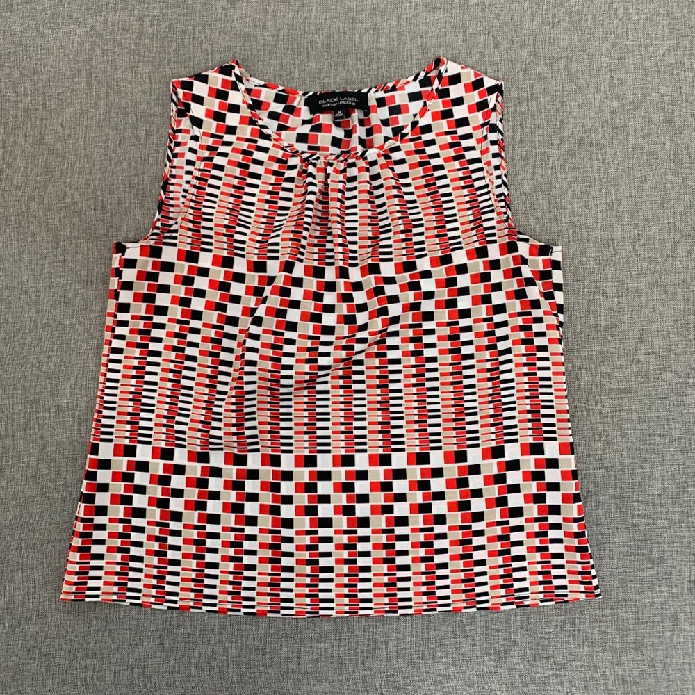 Black Label by Evan Picone Sleeveless Blouse Medium Red Black White Pleated Neck